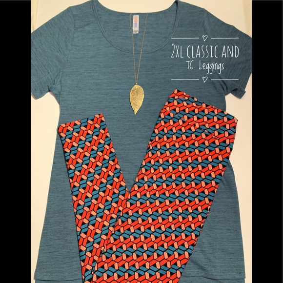 LuLaRoe Tops - LuLaRoe 2XL Classic Tee with TC Leggings